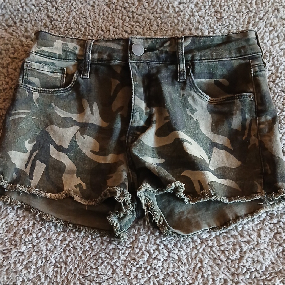 Camo Green Women's Shorts